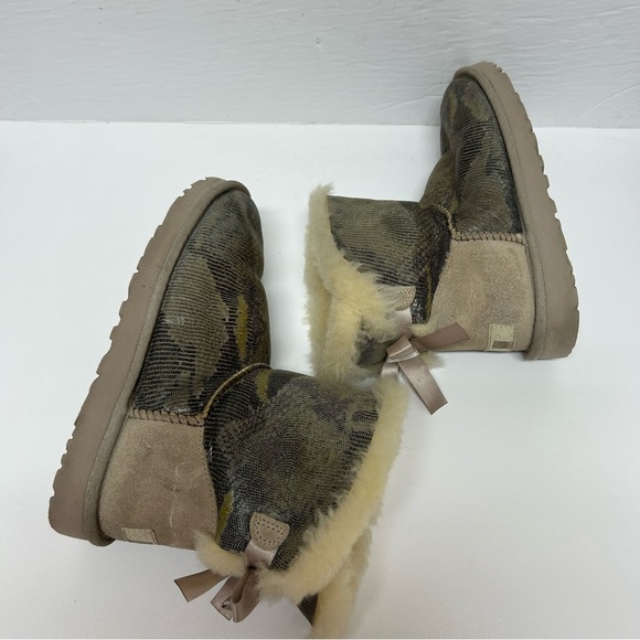 Womens UGG 7 Leather Mini Bailey Python Snake Shearling Lined Bow Boots Booties - Picture 4 of 11